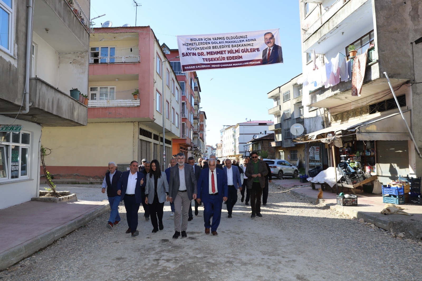 BÜYÜKŞEHİR SORUNLARI ÇÖZÜYOR